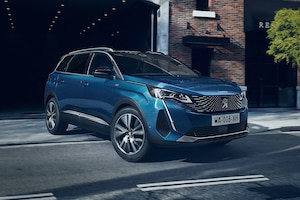 Facelift für das kompakte Familien-SUV Peugeot 5008