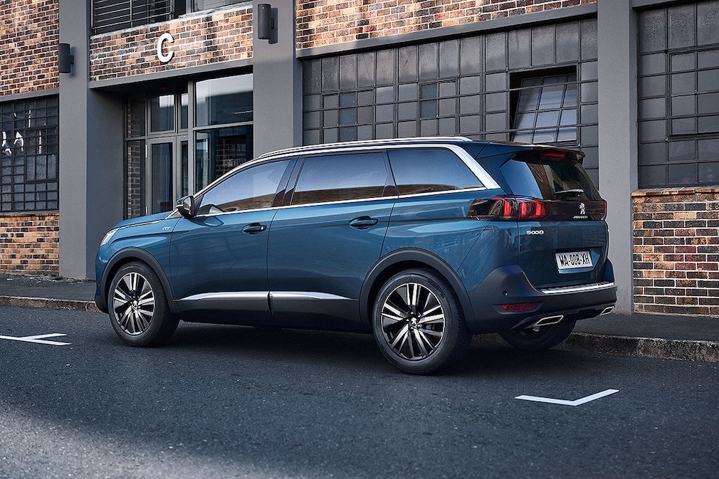Facelift für das kompakte Familien-SUV Peugeot 5008