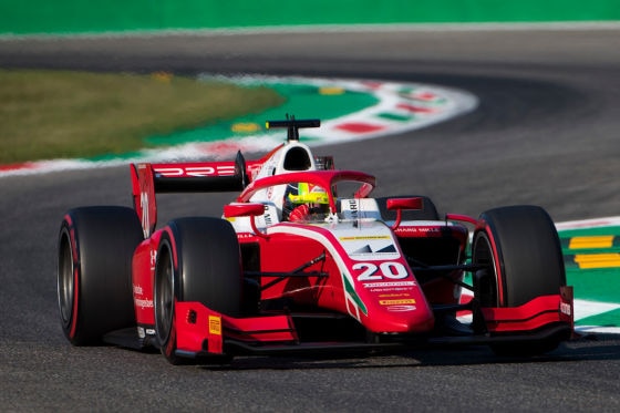 Schumi junior jetzt im Titelkampf