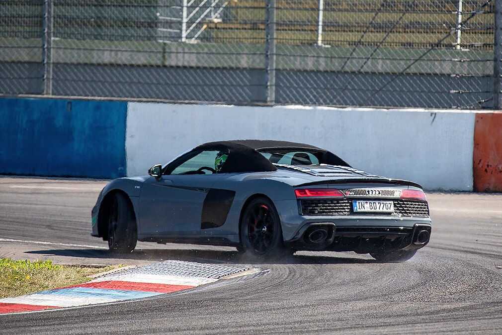 Audi R8