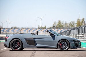 Audi R8