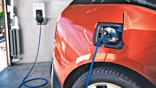 E-Auto zu Hause laden: Studie zu Stromtarifen