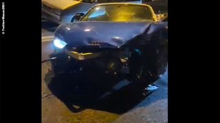 Audi R8 Spyder: Crash, Supersportler, Fahrerflucht