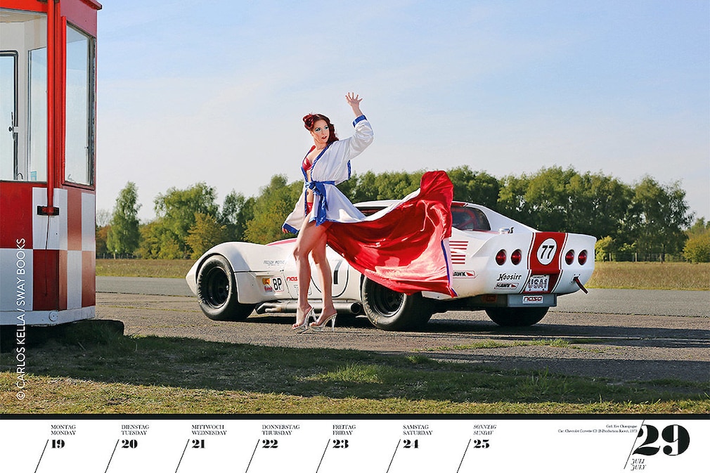 Girls & Legendary US-Cars 2021: Erotik-Kalender