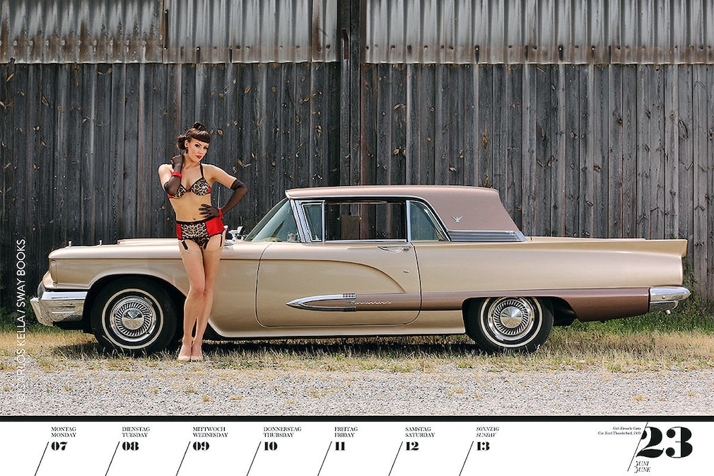 Girls & Legendary US-Cars 2021: Erotik-Kalender