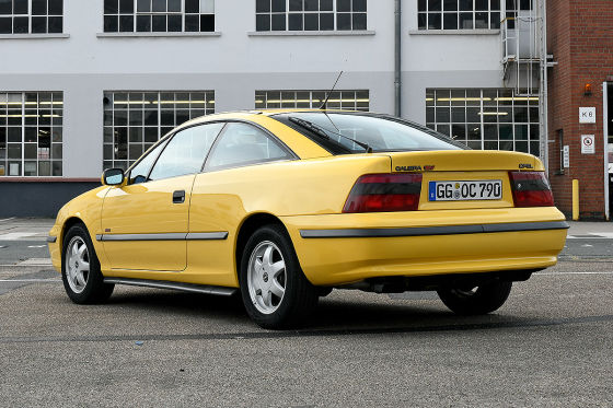 Nostalgie-Tour im 30 Jahre alten Opel Calibra
