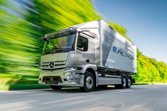 Bis zu 500 km Reichweite: Mercedes elektrifiziert den Güterverkehr