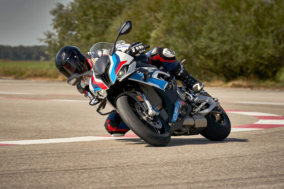 BMW M 1000 RR: das erste M-Motorrad!