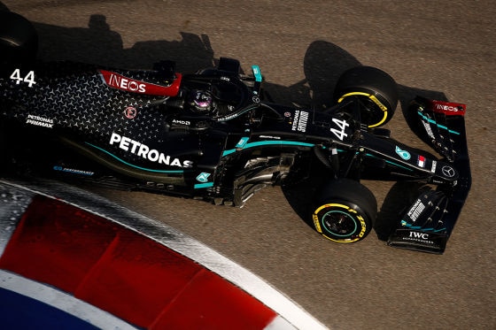Vettel-Crash kann Hamilton nicht stoppen