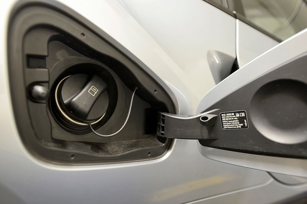 Gebrauchtwagen-Test BMW i8