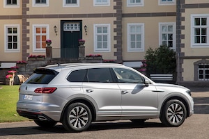 So fährt der VW Touareg eHybrid
