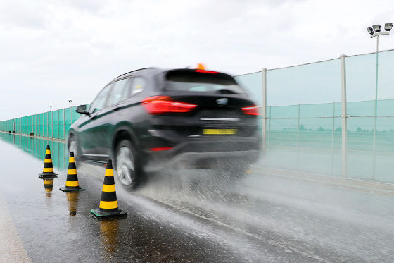 Winterreifen-Test 2020 - 225/55 R 17: Nassbremsung