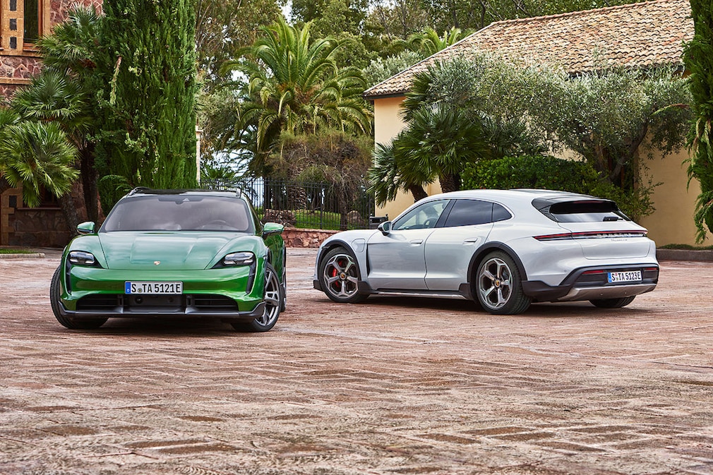 Porsche Taycan Cross Turismo
