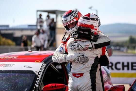 Mercedes-Duo gewinnt am Sachsenring