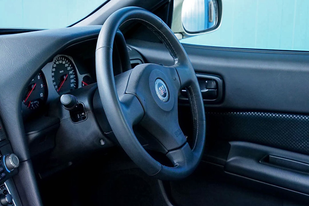 Nissan Skyline R34 GT-R zum Rekordpreis