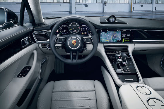 Porsche Panamera Turbo S E-Hybrid Executive