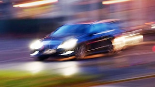 Illegale Autorennen: Das sagt ein Verkehrspsychologe