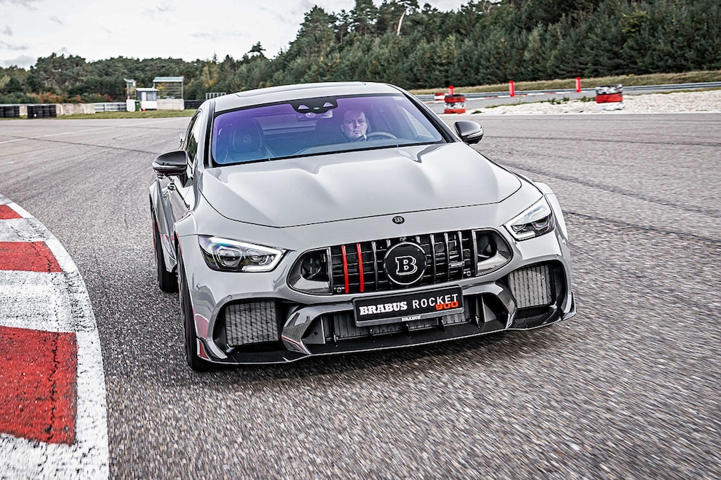 Brabus Rocket 900 "One of Ten" Fahrbericht