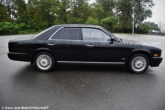 Nissan Gloria 1991