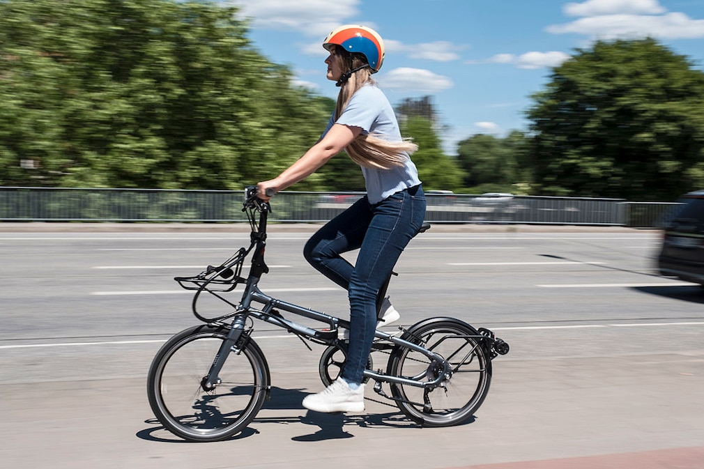 Neun Falträder im Test