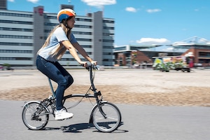 Neun Falträder im Test