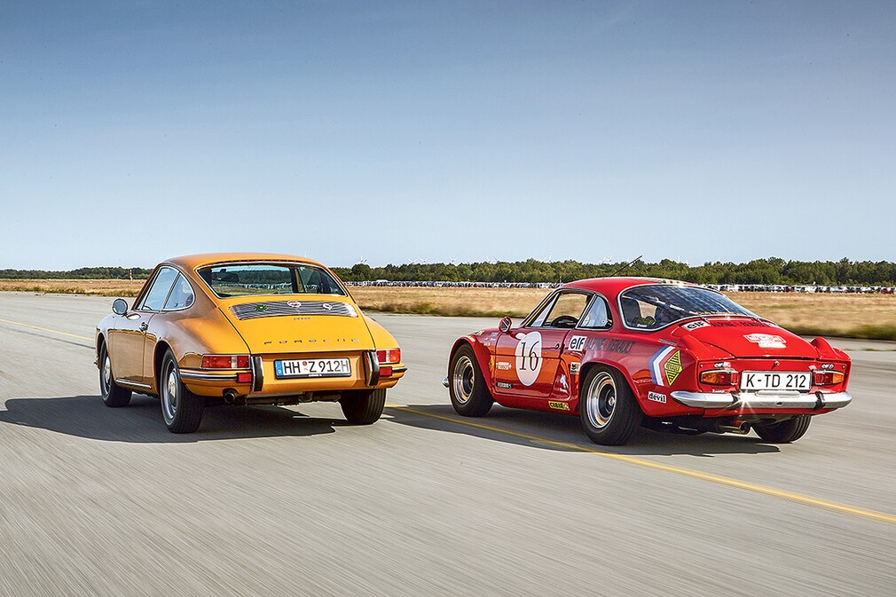 PORSCHE 912     ALPINE A110