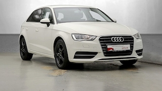 Audi A3 Sportback 1.6 TDi Attraction !! 16:9 !!