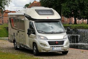 Bürstner Ixeo TL 680 G