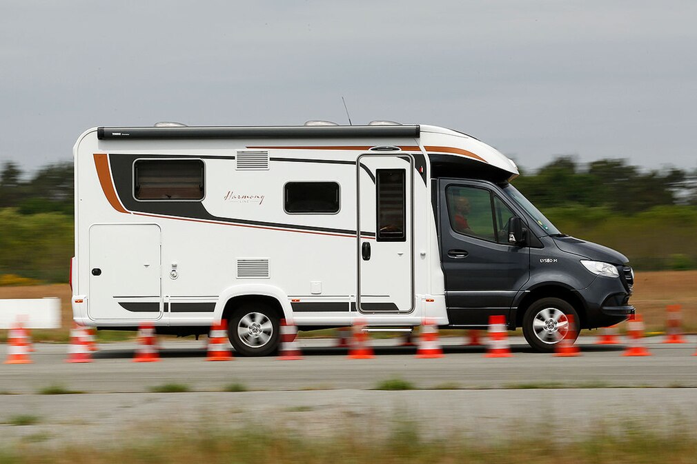 Bürstner Lyseo M 690 G
