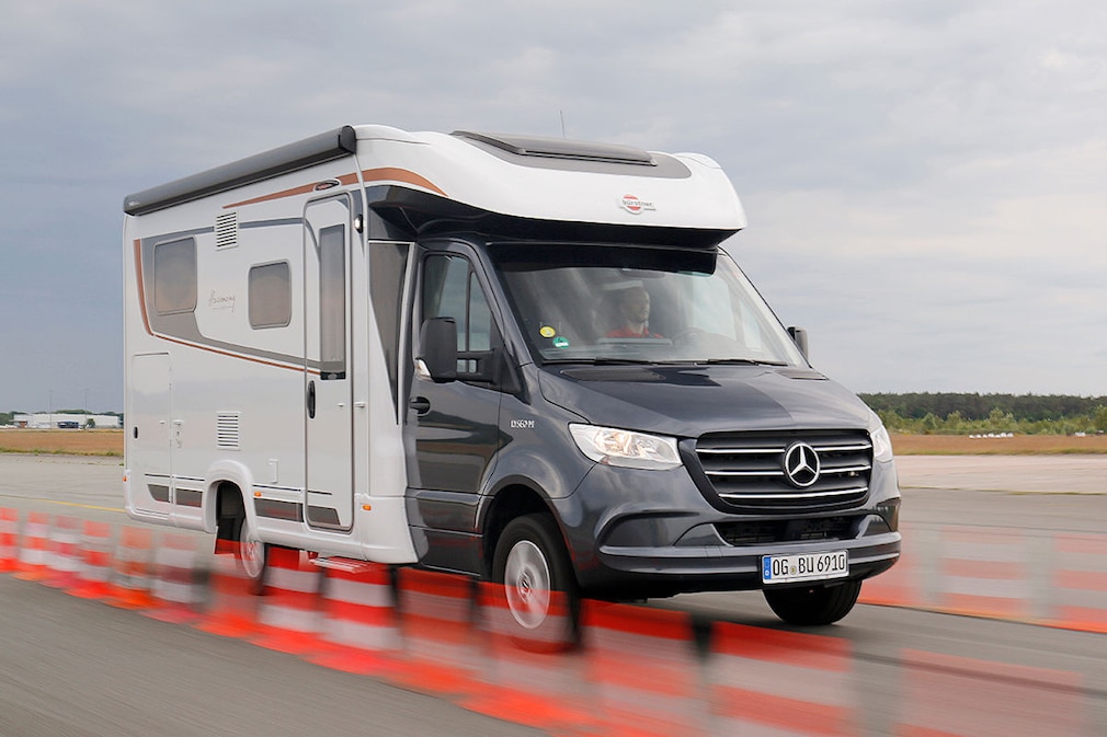 Bürstner Lyseo M 690 G