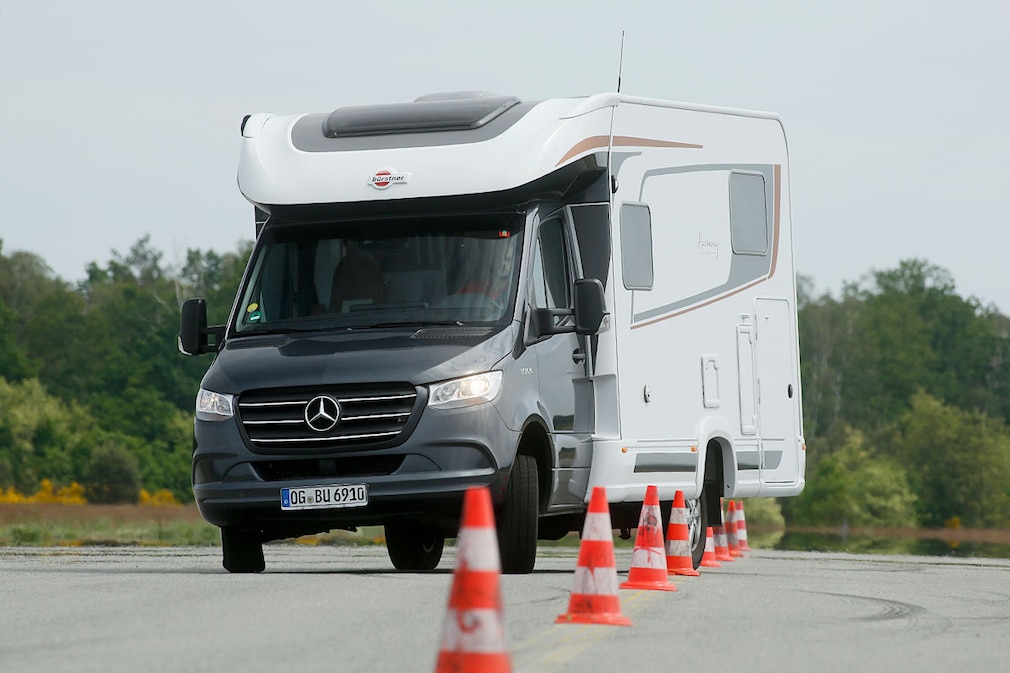 Bürstner Lyseo M 690 G