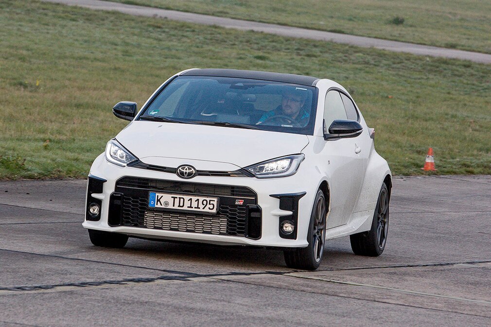 Toyota GR Yaris !! Sperrfrist 13. November 15:00 Uhr !!