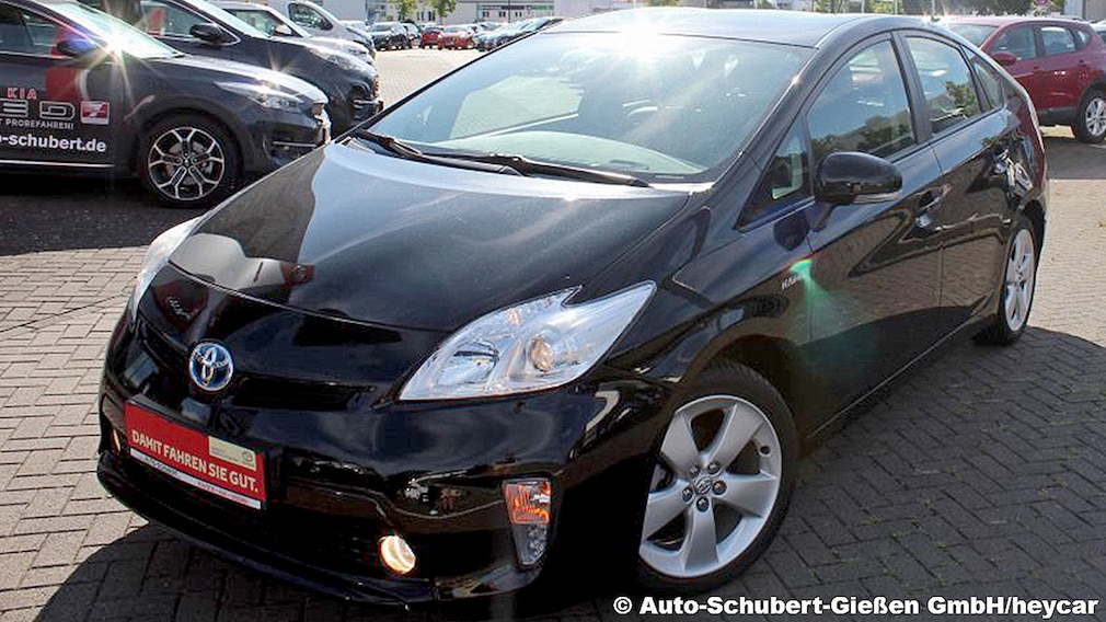 Gepflegter Toyota Prius mit wenig Kilometern