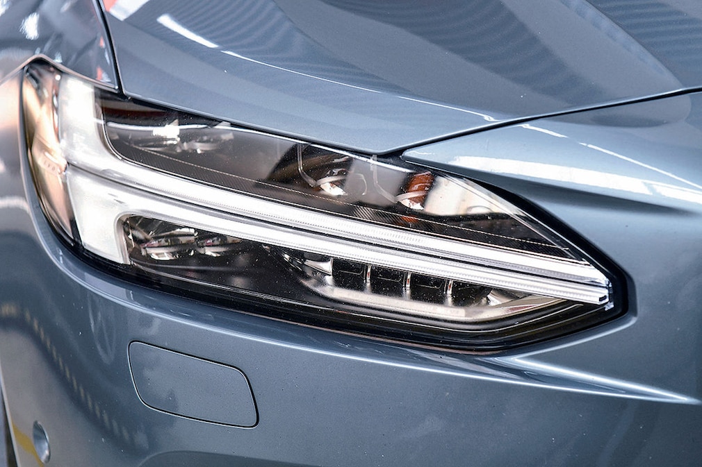 Volvo V90 D4 Inscription