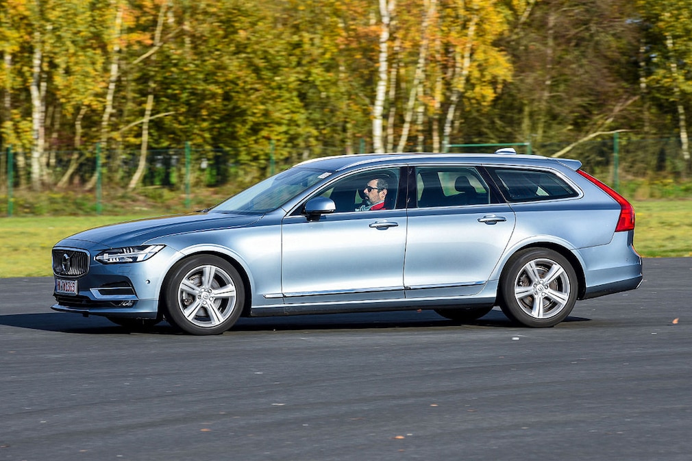 Volvo V90 D4 Inscription