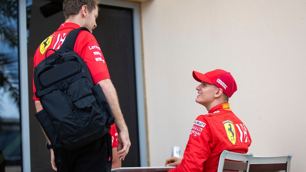 F1 F1