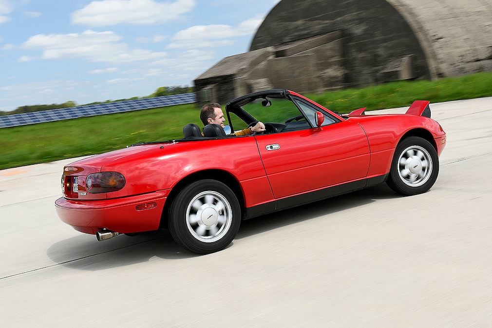 Mazda MX-5 1.6 (1990)