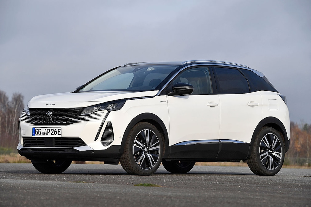 Peugeot 3008 Hybrid 225 e-EAT8