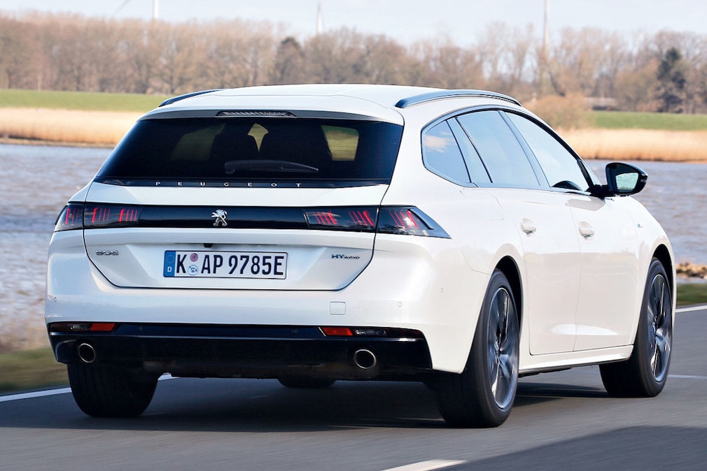 Peugeot 508 SW Hybrid 225