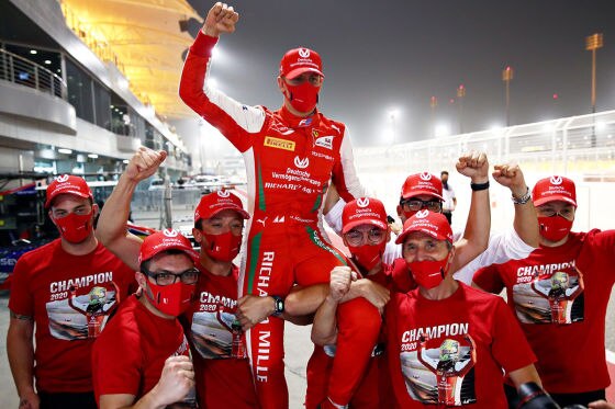 Mercedes dominanter als Schumacher-Ferrari
