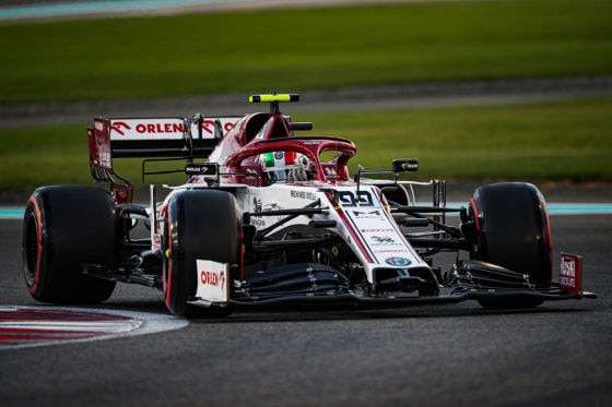 Bottas verliert 21 Plätze in Runde eins