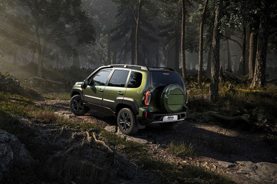 Lada Niva Travel
