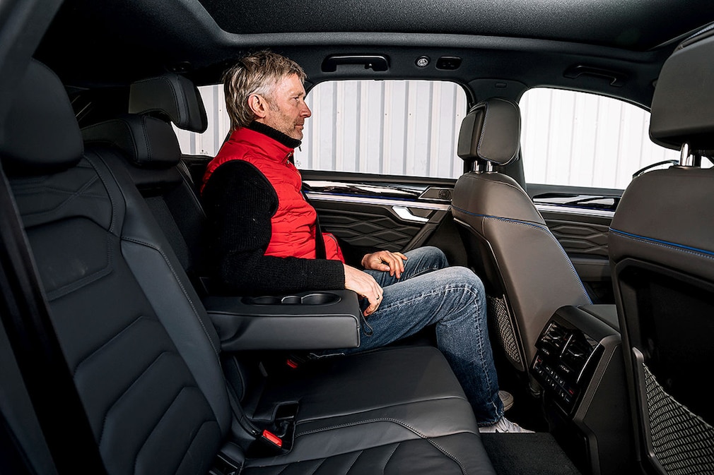 VW Touareg R
