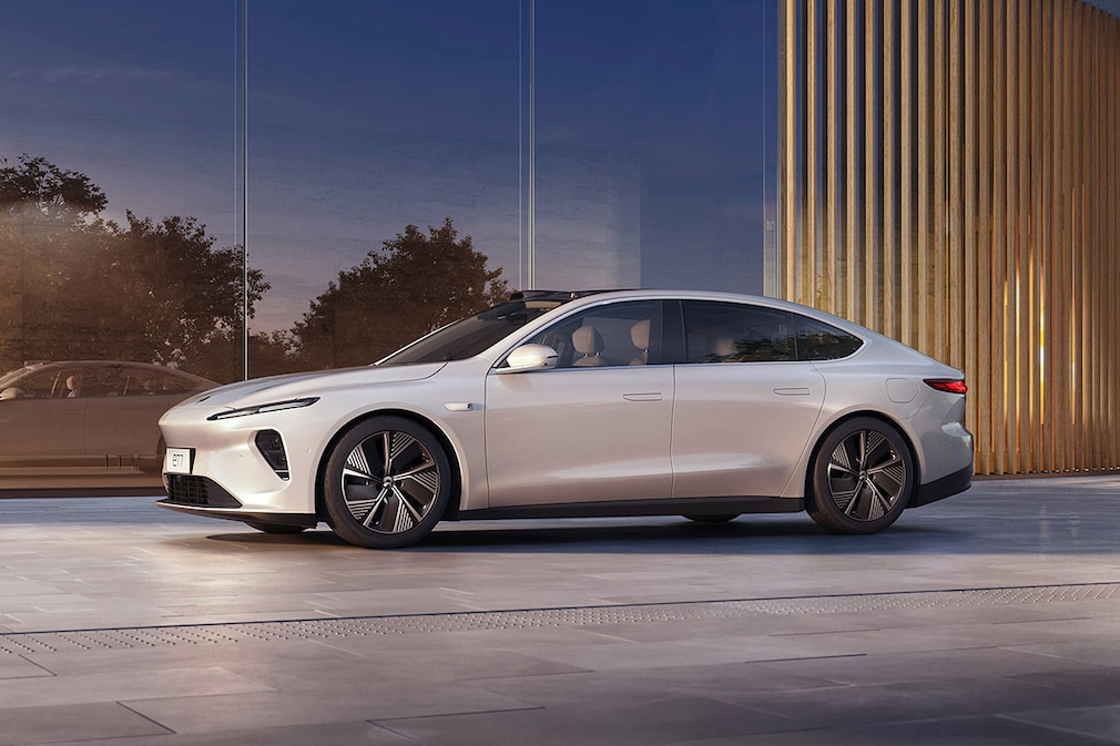 Nio ET7
