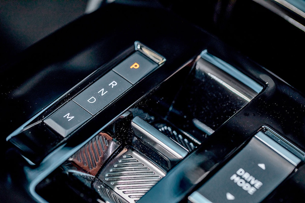 Citroën C4 Puretech 130 EAT8 Shine