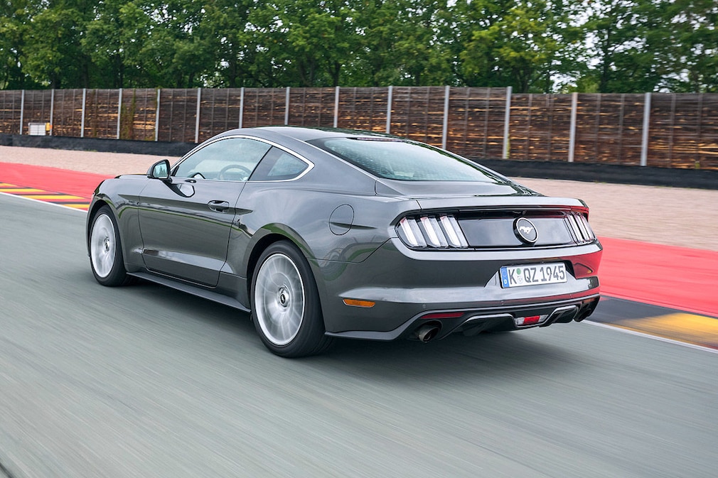 Ford Mustang Ecoboost