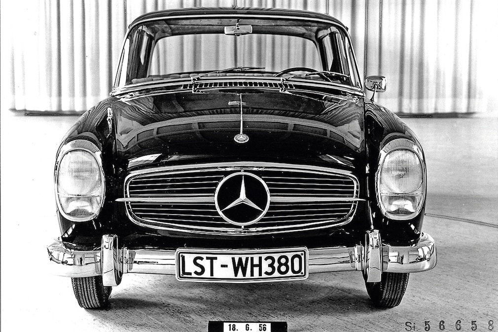 Mercedes W 122