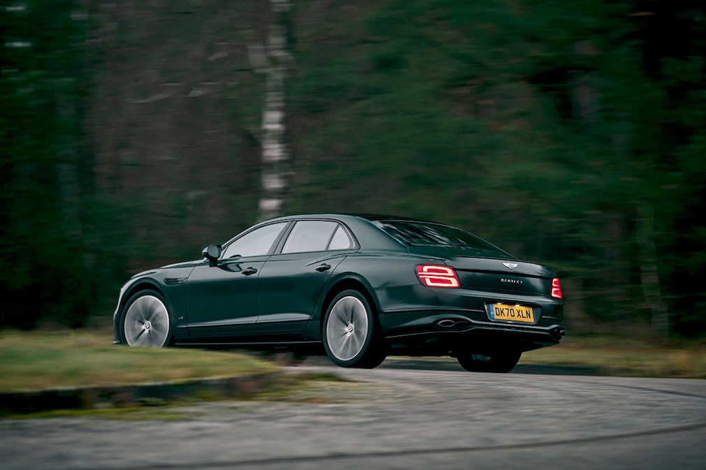 Bentley Flying Spur V8
