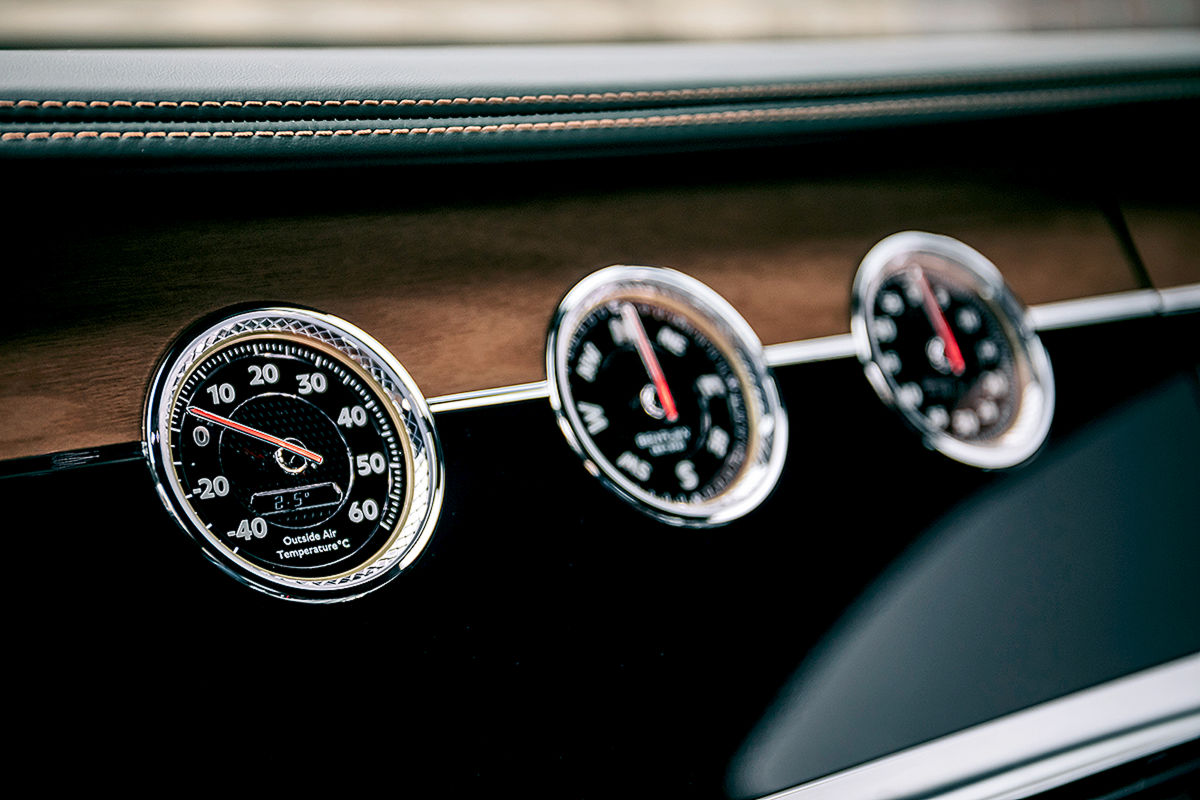Bentley Flying Spur V8
