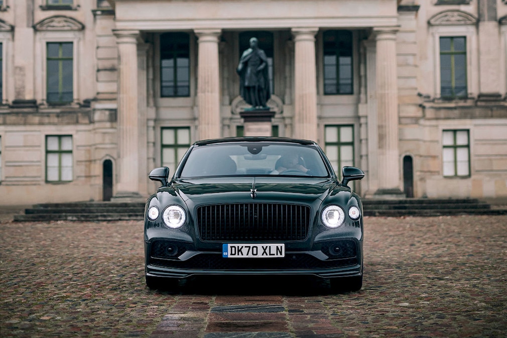 Bentley Flying Spur V8